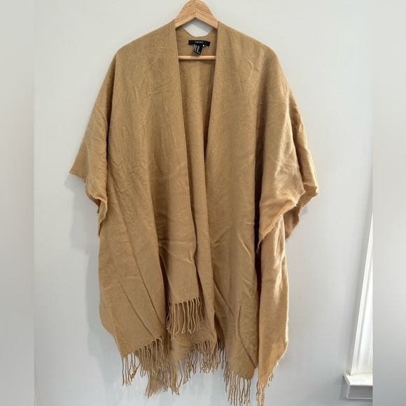 Forever 21 Camel Tan Women’s Shawl Size M/L - Picture 2 of 4